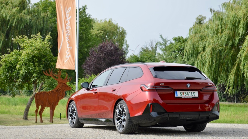 i5 Touring mit 601 PS: Hervorstechen, ohne hervorzustechen