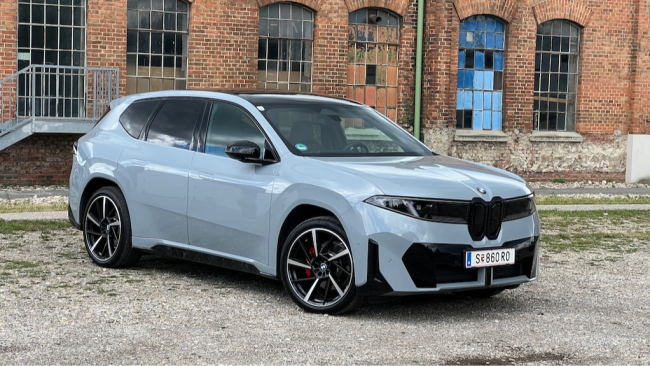 Test: BMW iX3 50 – Die neue Mitte