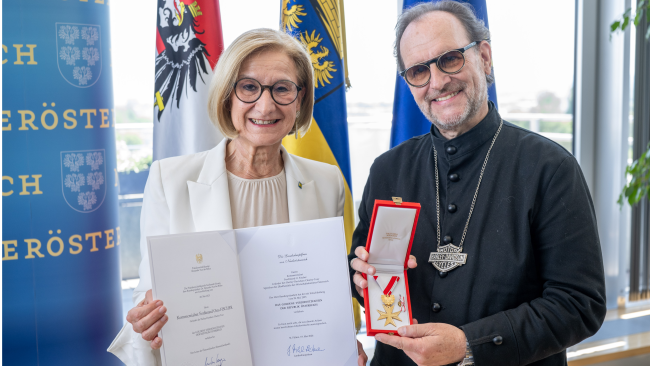   Republik Österreich würdigt Leistungen des „Harley-Papst“