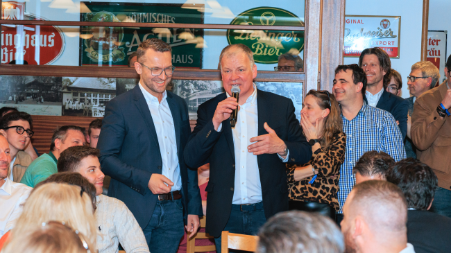 Traditionelles Obereder-Opening im Schweizerhaus
