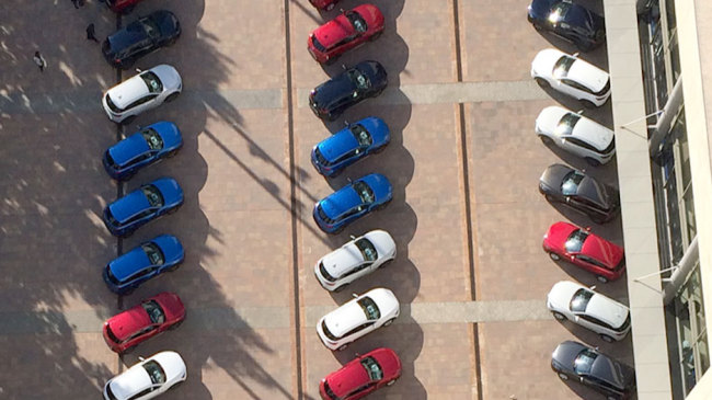 Pkw-Neuzulassungen: Mini-Anstieg im November