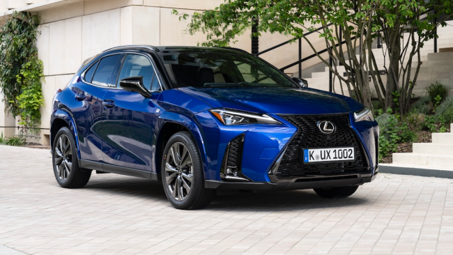  Schon gefahren: Lexus UX 300h