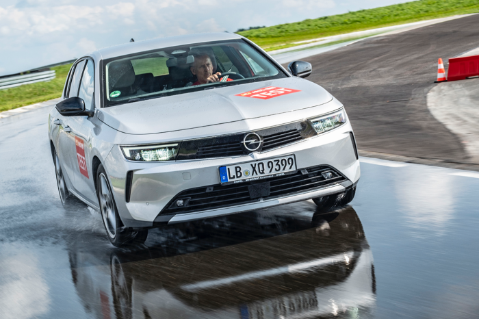  ARBÖ-Sommerreifentest: Premium top, Schnäppchen flop