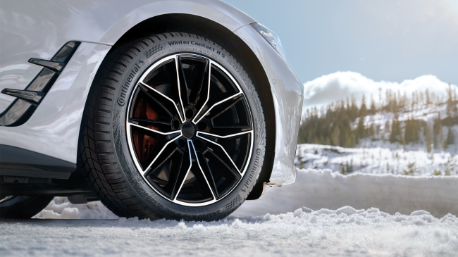  Sportlich durch den Schnee