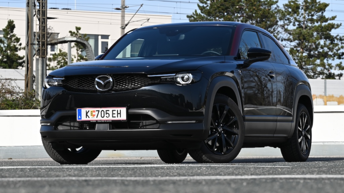  Test: Mazda MX-30 R-EV