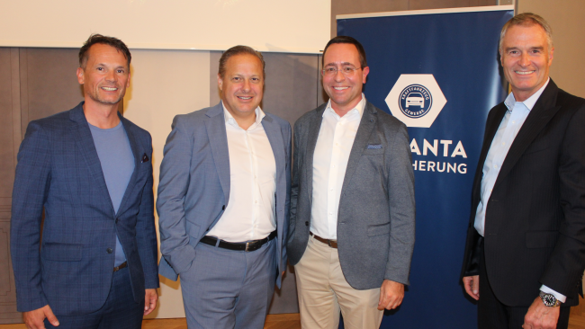  Von Dinos, Autohäusern und Kunden