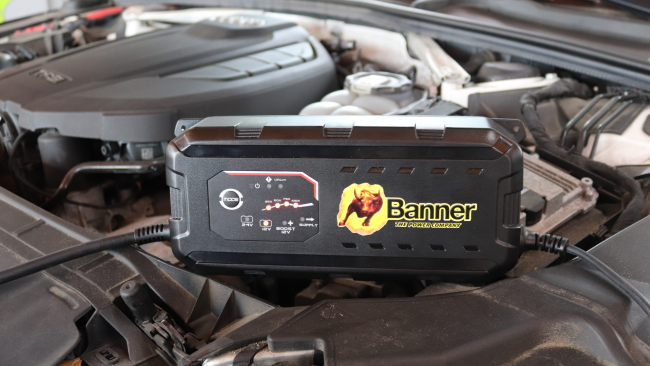  Banner Tipp: Jetzt Batterieladezeit – So bleibt Ihr Auto startklar! 