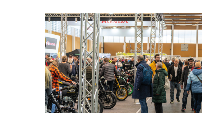  Besucherandrang bei den Zweirädern