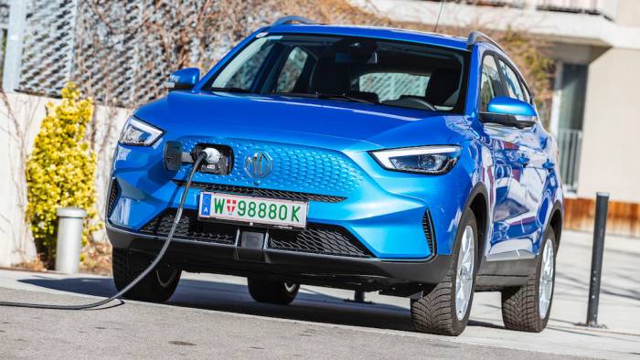 MG ZS EV Long Range (2022)