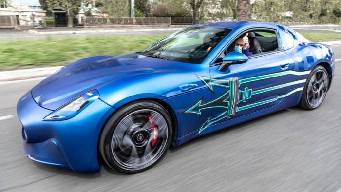 Erstes vollelektrisches Modell mit Dreizack