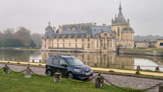 Die Kangoo-Familie fährt elektrisch