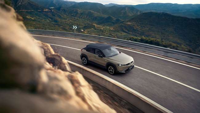 So wird der MX-30 zum Plug-in-Hybrid