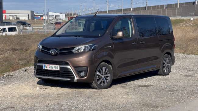 Shuttle to the Stars