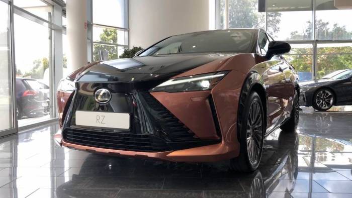 Dieser Lexus ist mehr als ein kurioses Lenkrad