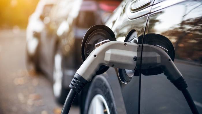 Die Pros & Contras für Elektrofahrzeuge in der Unternehmensflotte