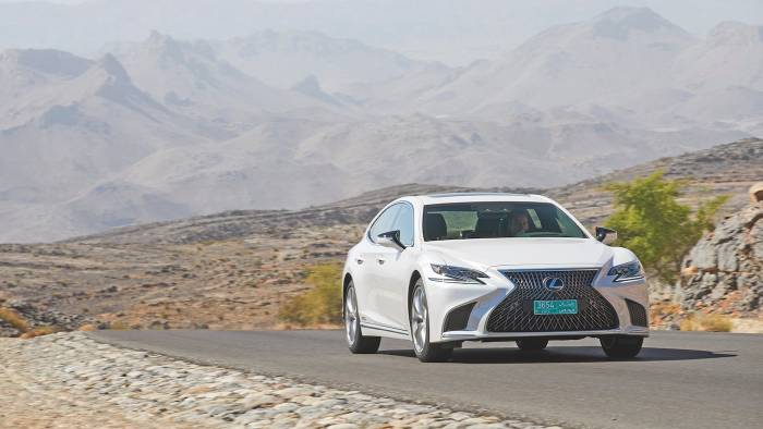 Lexus LS 500h RWD / AWD