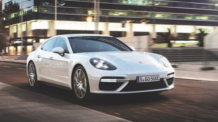 Porsche Panamera 4 E-Hybrid