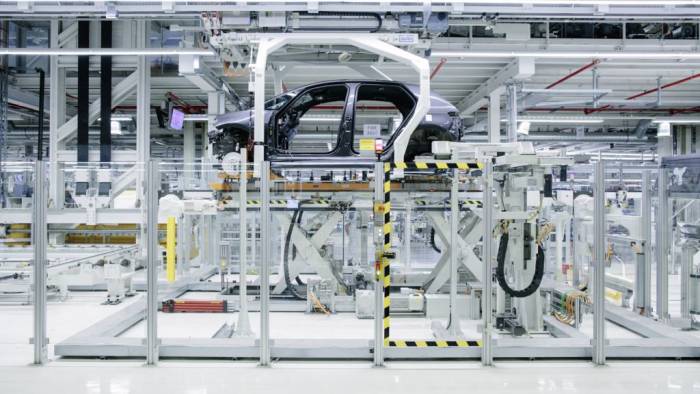 Studie zeigt: E-Mobilität auch bei Zulieferern klar die Zukunft