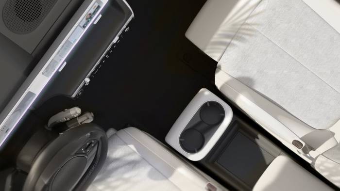 Teaser zeigt verschiebbare Mittelkonsole