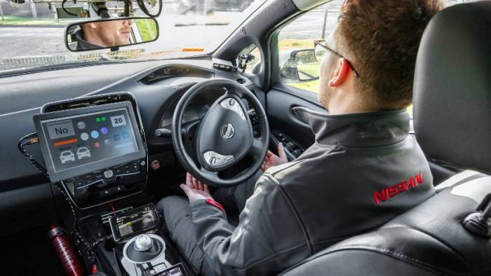 Nissan Leaf: vollautonom durch Großbritannien 