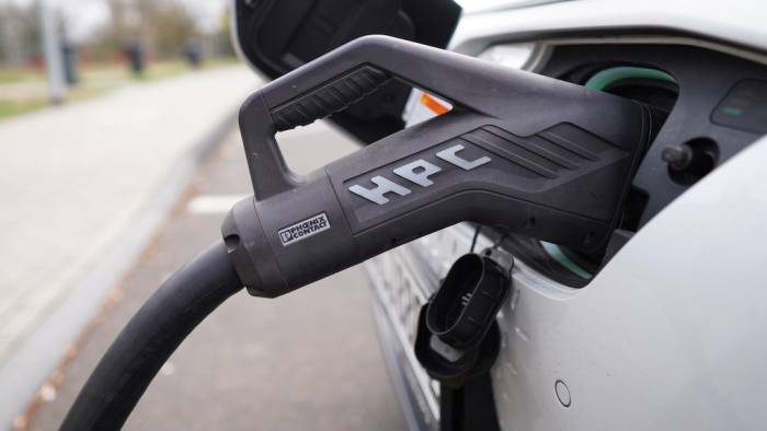 Stärkerer Abbau ab der ersten DC-Ladung