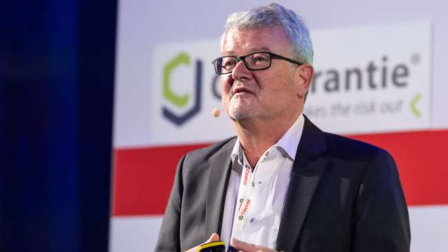 Für die täglichen 1.800 Kilometer mit Anhänger