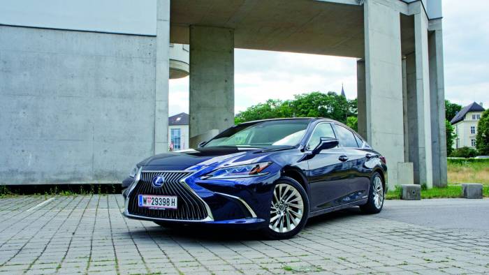 Lexus ES 300h
