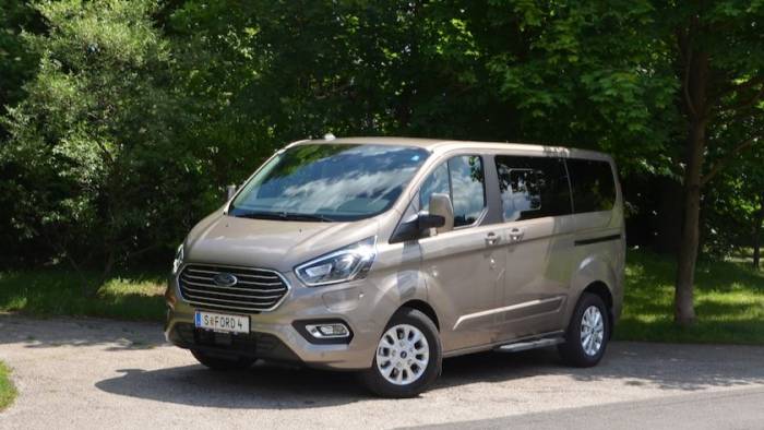 Ford Tourneo Custom PHEV 1,0 Ecoboost Titanium im Test