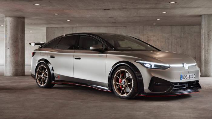 Elektro-Showcar im Carbon-Look