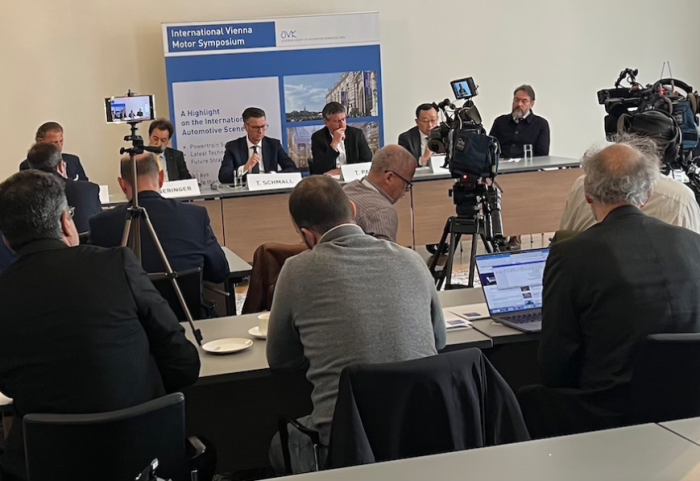  Motorensymposium: Lippenbekenntnisse und Weichenstellungen