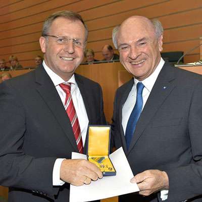  Hohe Auszeichnung für Heilmann