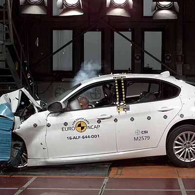  15 Sterne für 3 Fahrzeuge