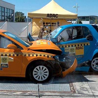  Kleine Autos haben beim Crash das Nachsehen 