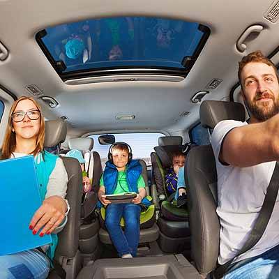  Kid-Kamera: Monitor zeigt Rückbank 