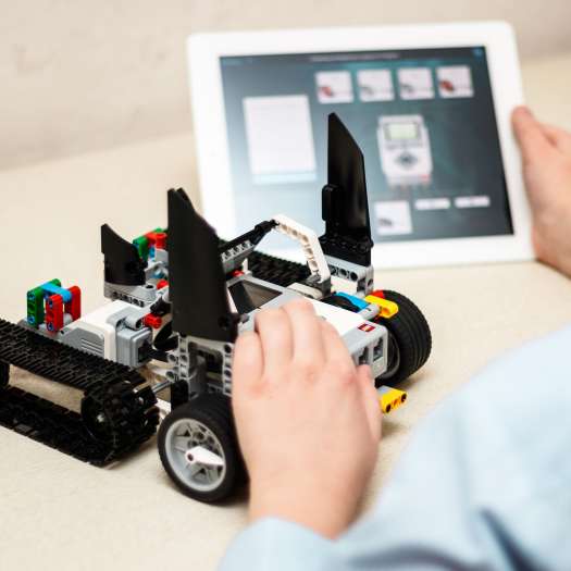  Spielerisch für Technik begeistern