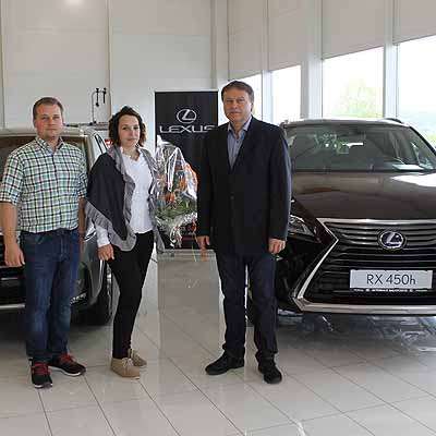  Neuer Lexus-Landes-Händler