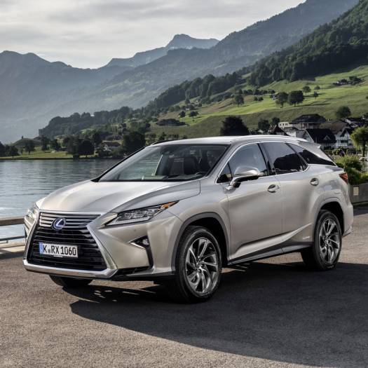  Lexus und die sieben Sitze