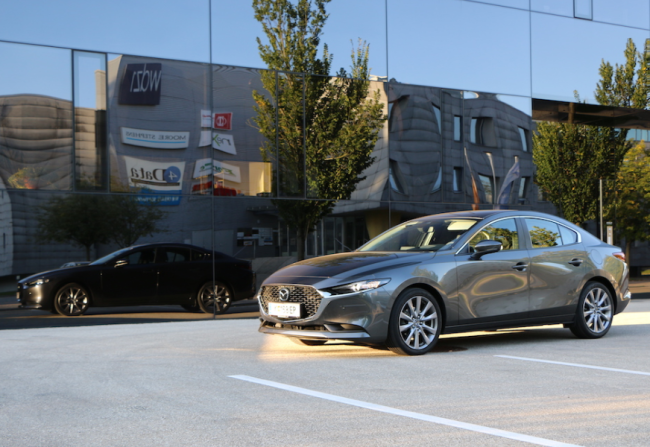  Mazda 3 Sedan: Ganz und gar nicht langweilig