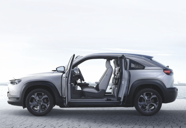  Anderer Blickwinkel: Mazda MX-30