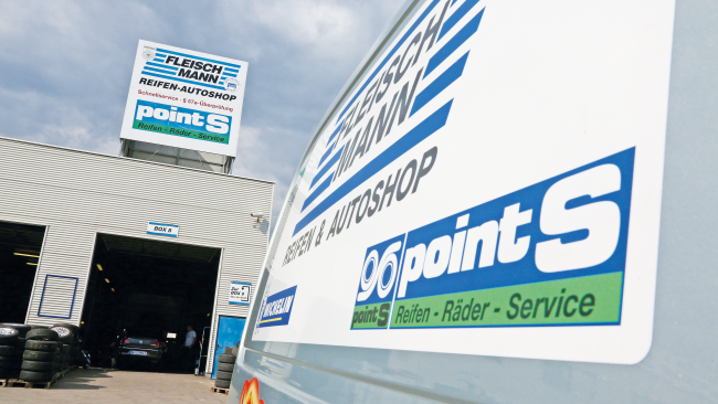 Fleischmann bleibt am Steuer