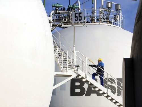  „Mit sofortiger Wirkung“