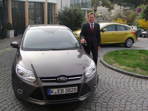  Erwartung übertreffen