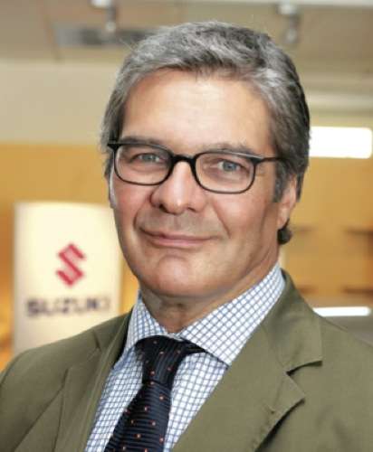  Suzuki kündigt alle Verträge