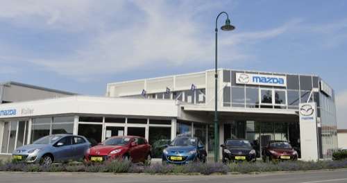  13 Mazdas für jeden Bewohner 