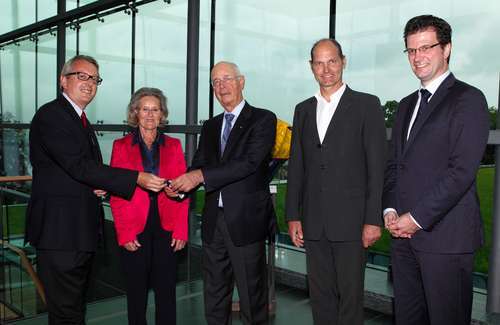  Ein Nissan Leaf für 400 Personen