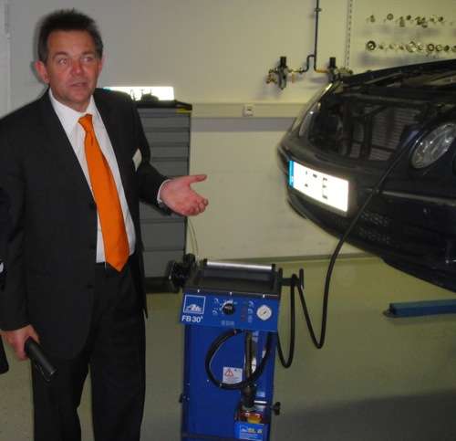  Bei Conti oder vor Ort