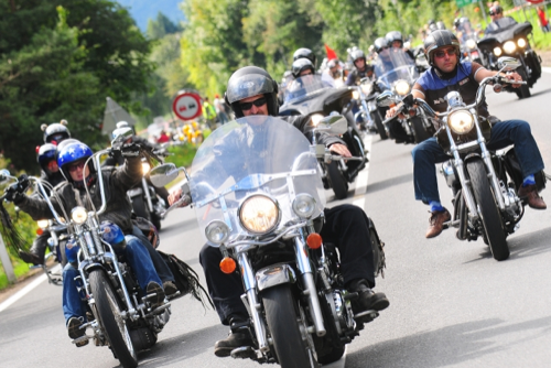  Harleys, wohin man schaut