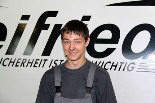  „Umfassende Ausbildung“