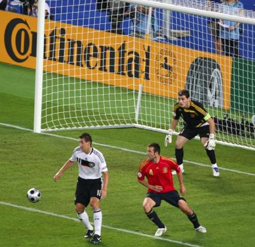  Engagement für König Fußball prolongiert