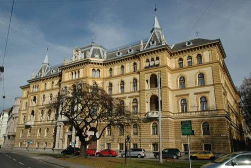  1 Jahr weniger Freiheitsstrafe für Dr. Karl Bickell
